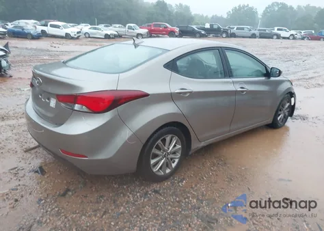2015 Hyundai Elantra Se z USA, uszkodzony, nr VIN 5NPDH4AE0FH581930